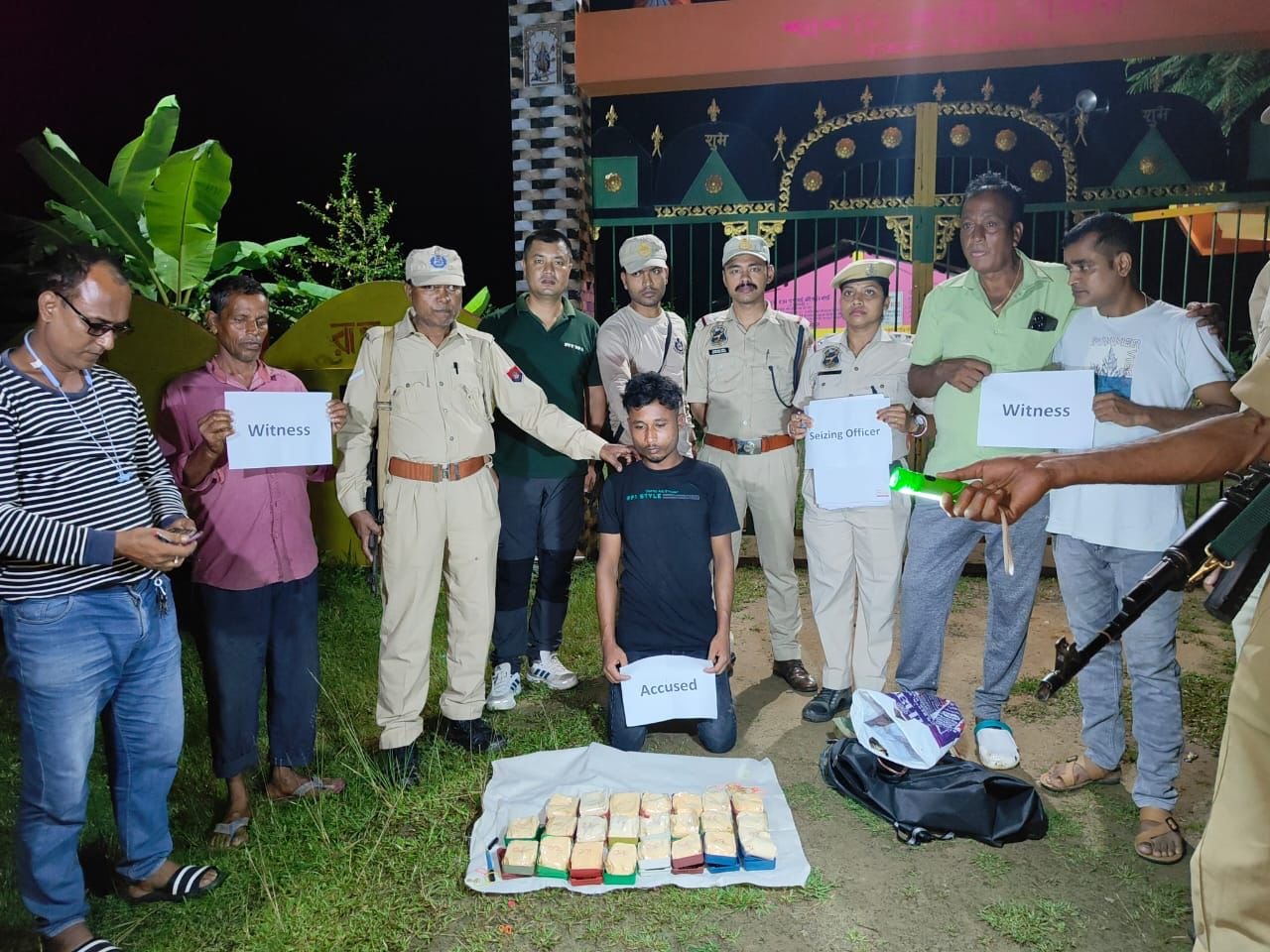 সোনাইয়ে বৃহৎ পরিমাণের সন্ধেহজনক হেরোইন সহ গ্রেফতার ১। 