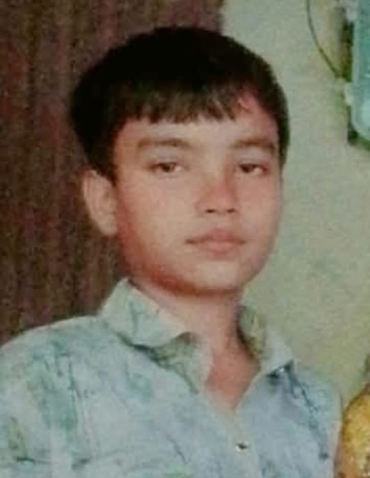 স্কুলের গেটের সামনে নামার পর থেকেই নিখোঁজ স্কুলছাত্র। উৎকণ্ঠায় পরিবার। চাঞ্চল্য এলাকায়।