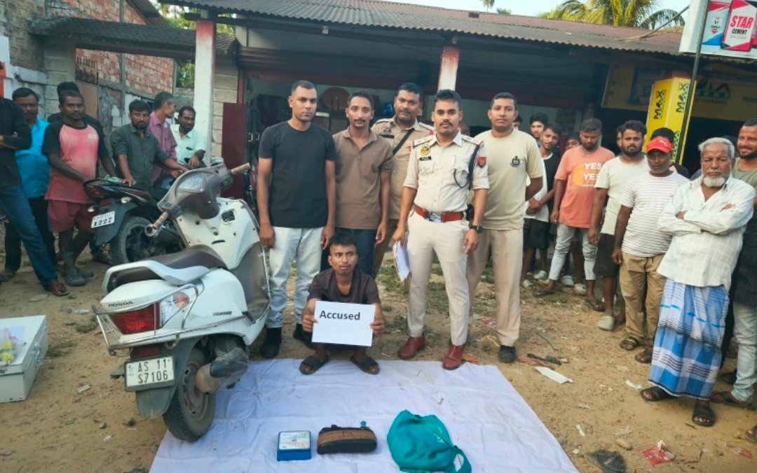 লক্ষীপুরে গাঁজা পাচারের অভিযোগে গ্রেফতার এক, শিলচরে মহিলার বাড়ি থেকে উদ্ধার আরও ৭১৯ গ্রাম।